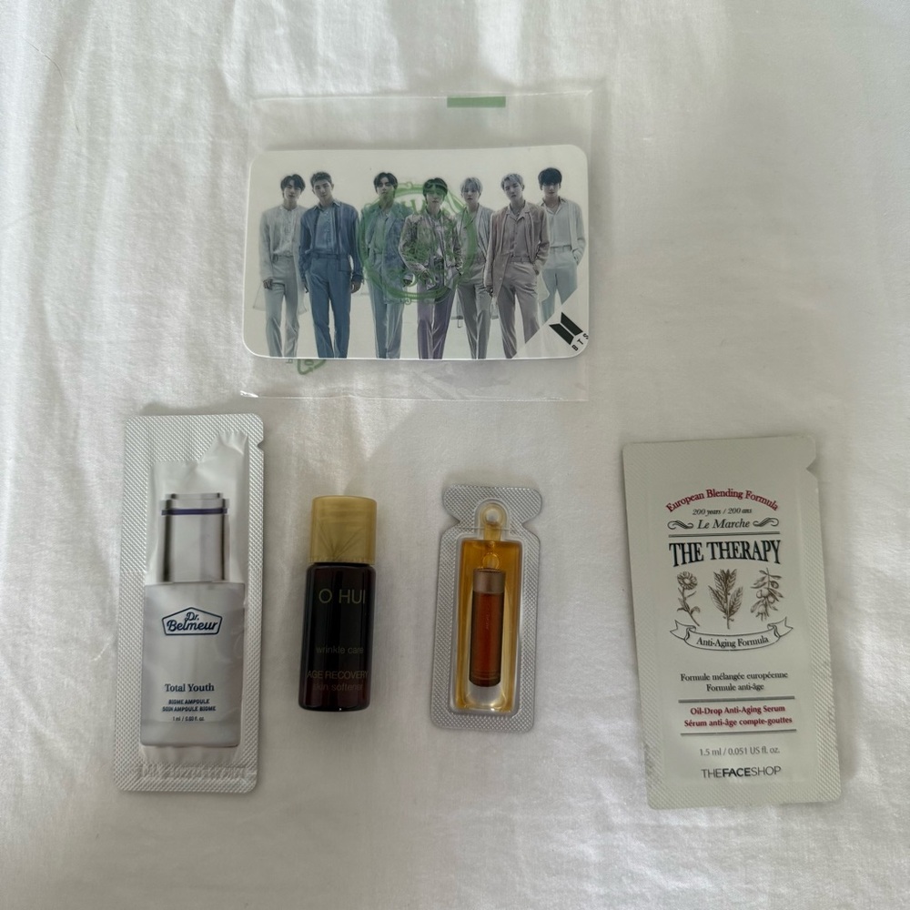 Korean Skincare Sample Set (+ BTS Card)